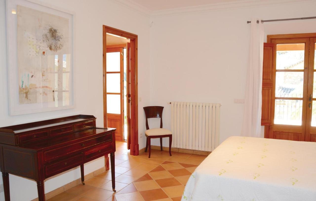Ferienhaus 4 Bedroom Stunning In Fornalutx
