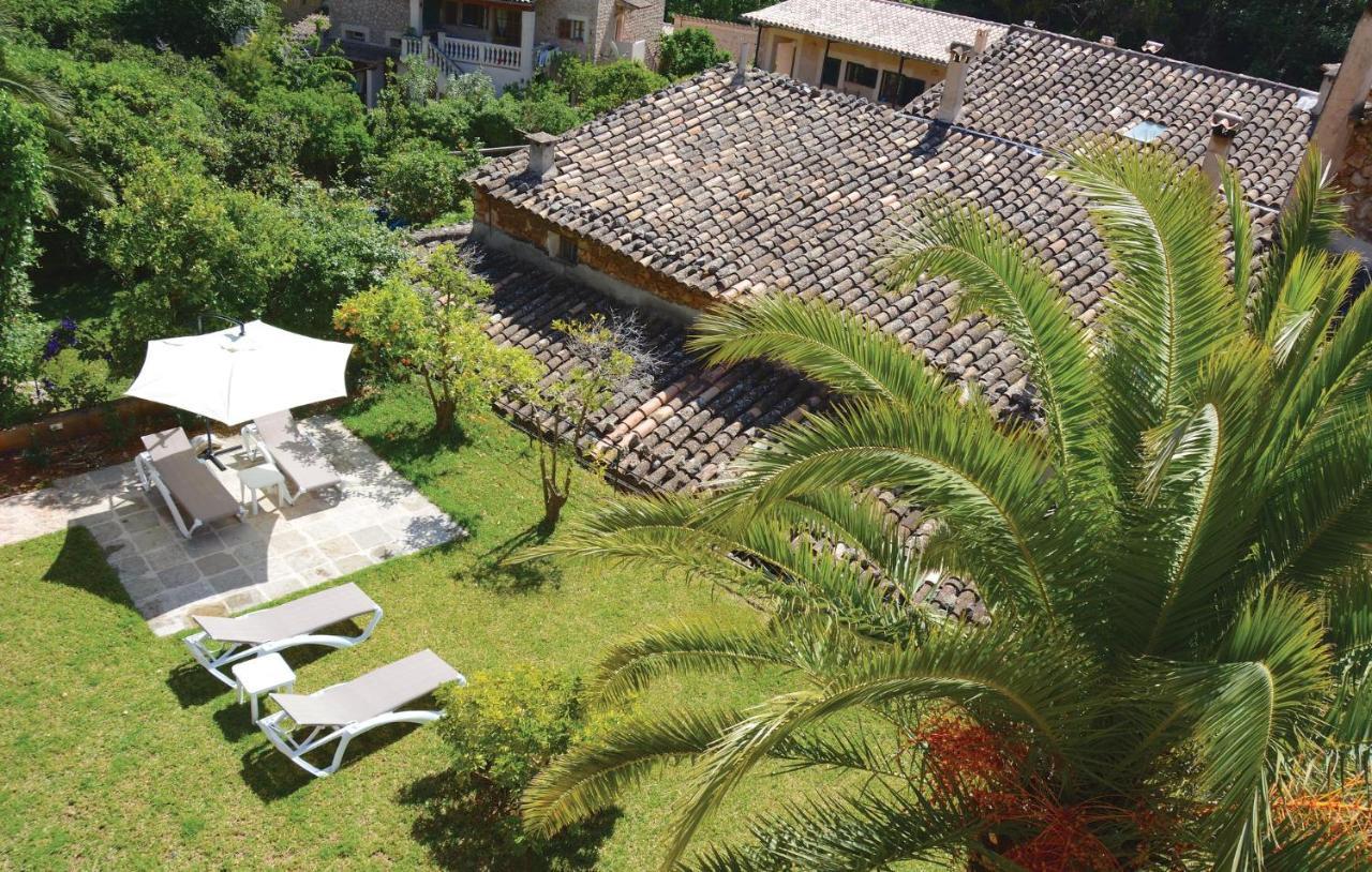 4 Bedroom Stunning In Hébergement de vacances Fornalutx