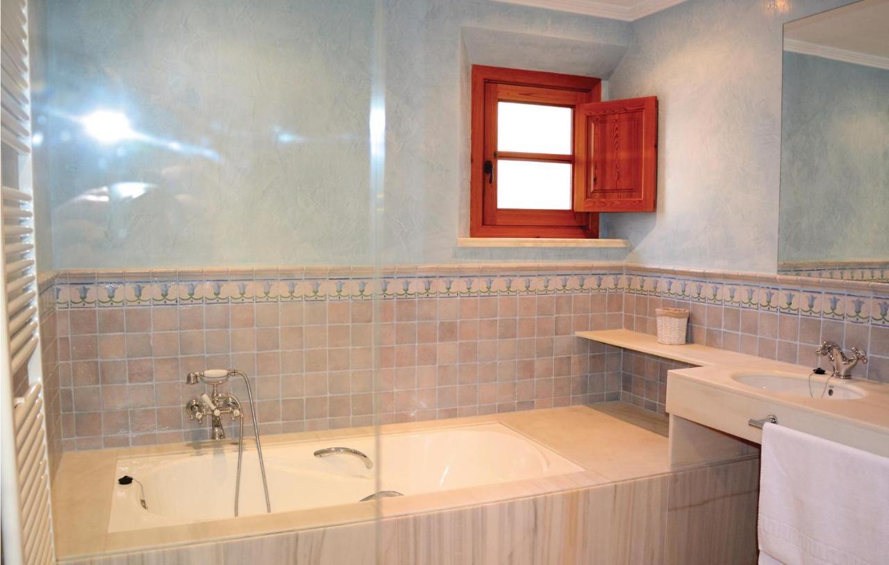 4 Bedroom Stunning In