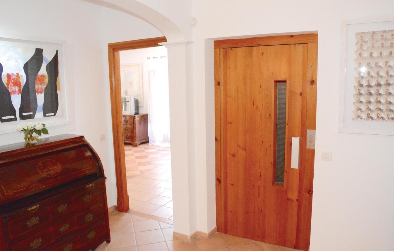 4 Bedroom Stunning In *